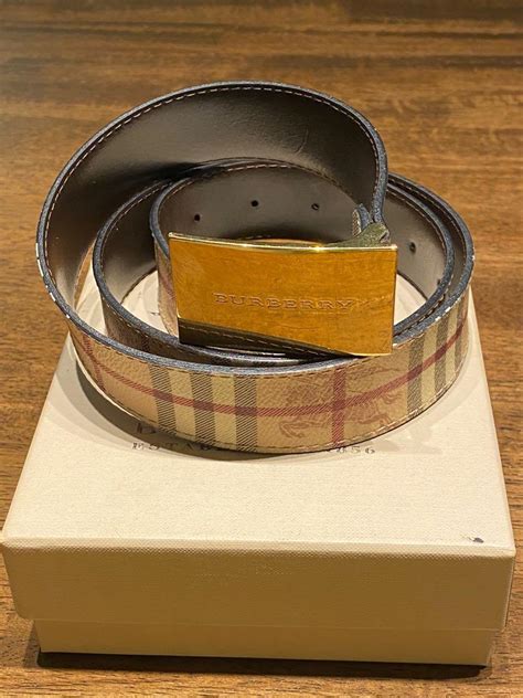 Burberry Haymarket Sloane Leather Belt – The Luxury Pop